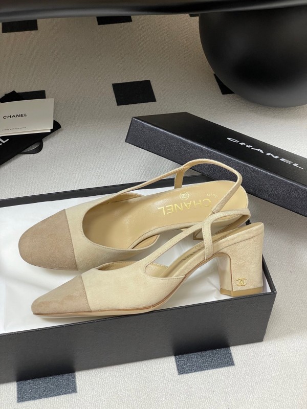 Chanel Sling-back Two-tone Suede Slingback Sandals Flat/Heeled - KFY00280