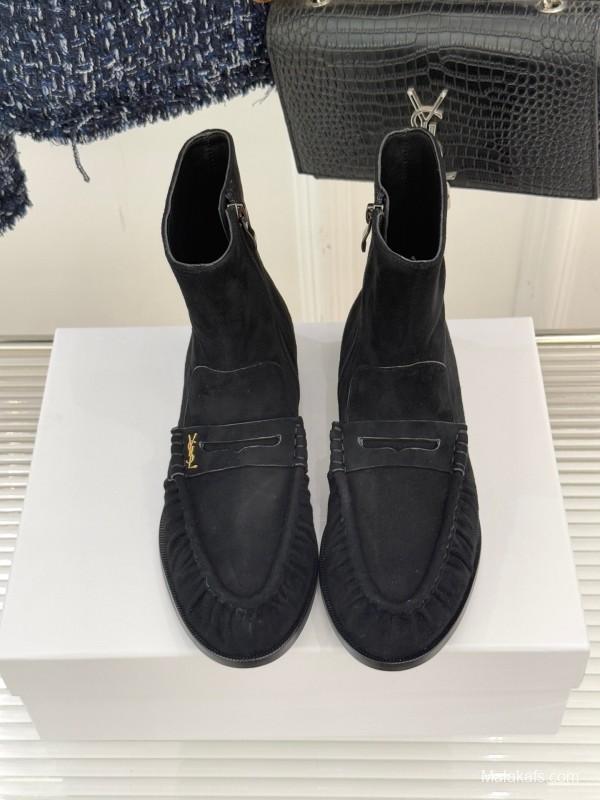 Saint Laurent YSL Letter Loaf Short Boots with Pleated Edge - KFY00430