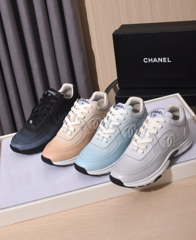 Chanel SS25 Classic Loafer with Gradient Logo - KFY00350