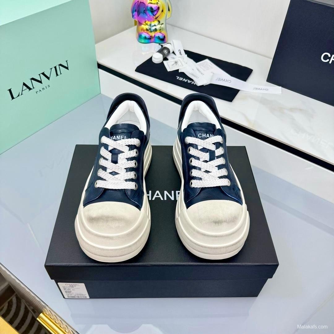 Chanel 2025 SS Classic Panda Dirty Sneakers Bread Shoes - LY00330