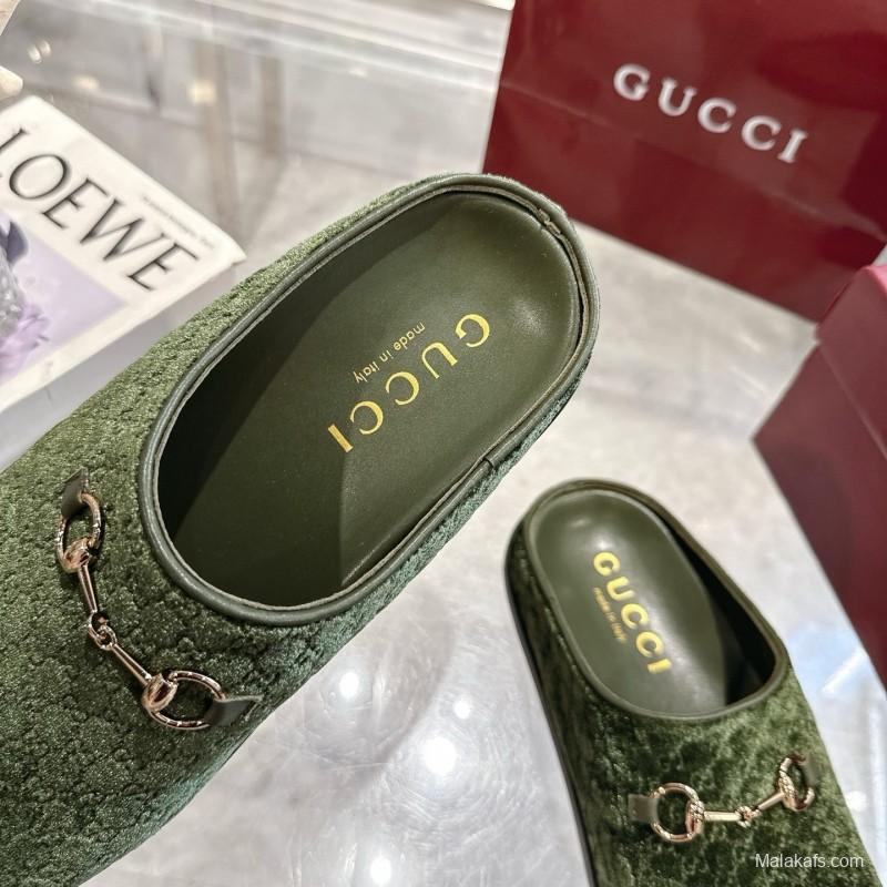 Gucci Women's Mule Shoes Velvet with Horsebit Detail - LY00240