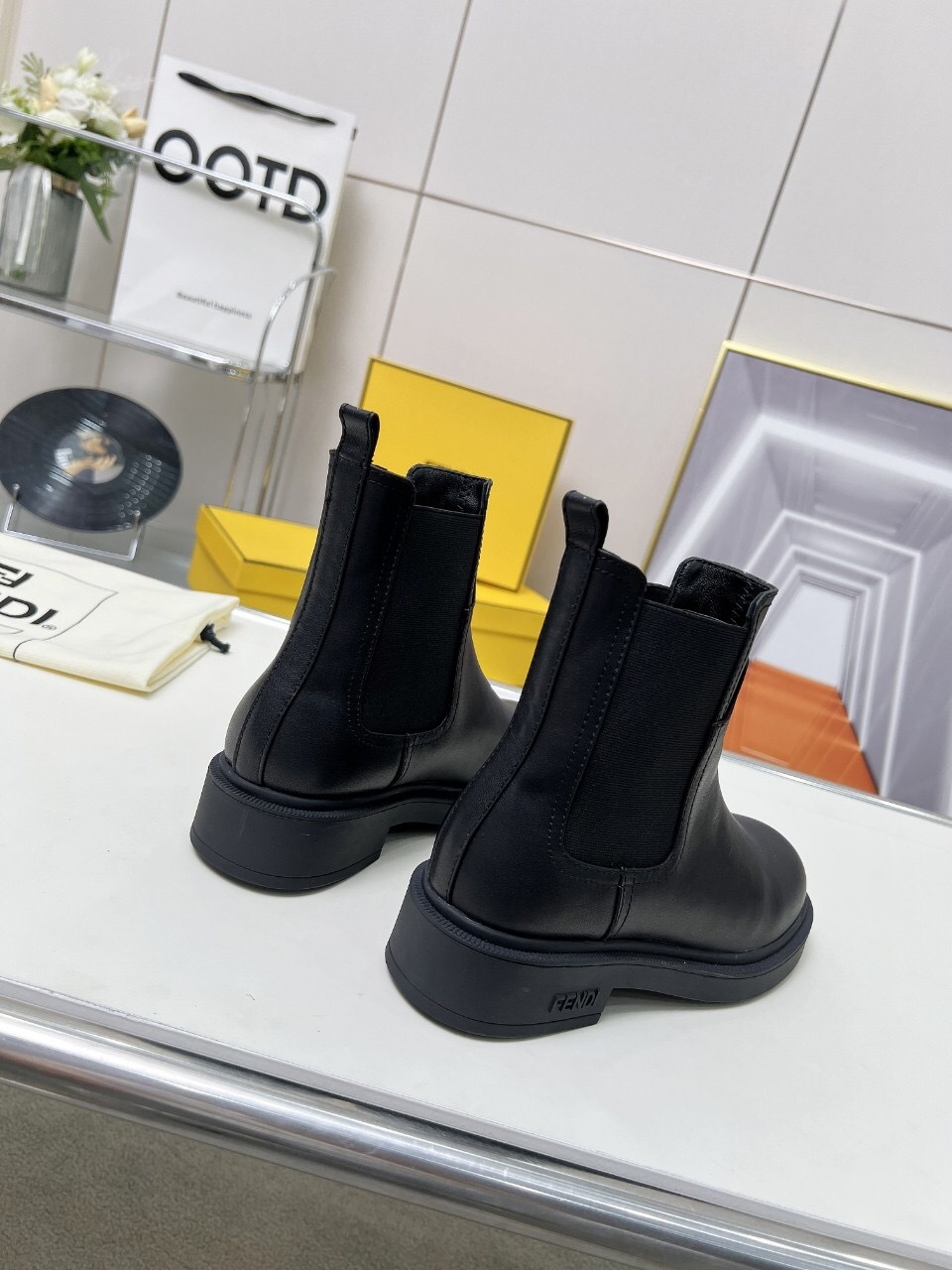 FENDI 2025/SS Platform Boots with Thick Sole - LY00360