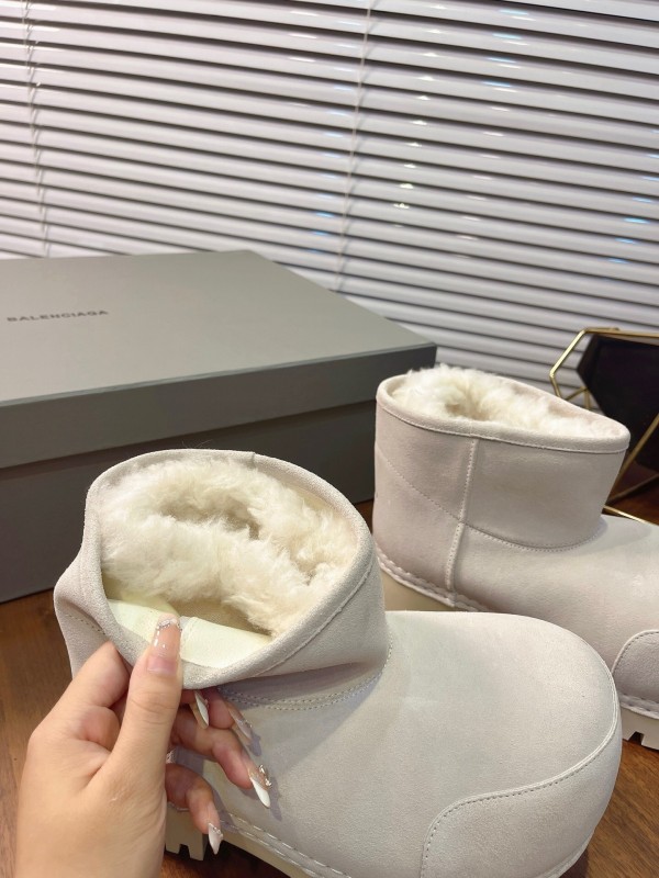 Balenciaga 2025 SS Oversized High-Heel Snow Boots - AS00500