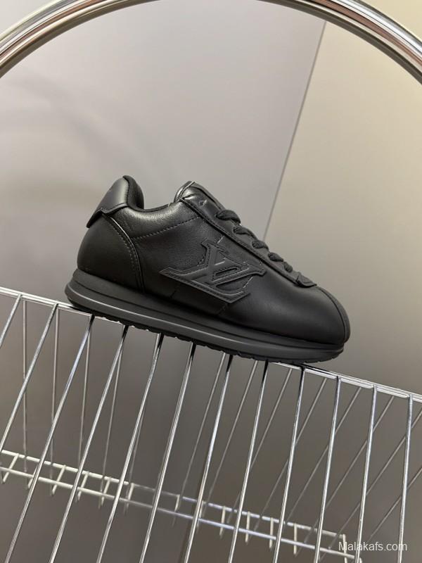 Louis Vuitton 2025 SS Pharrell Williams Collaboration Thick Sole Sneakers Retro Running Shoes - KFY00380/KFY00390