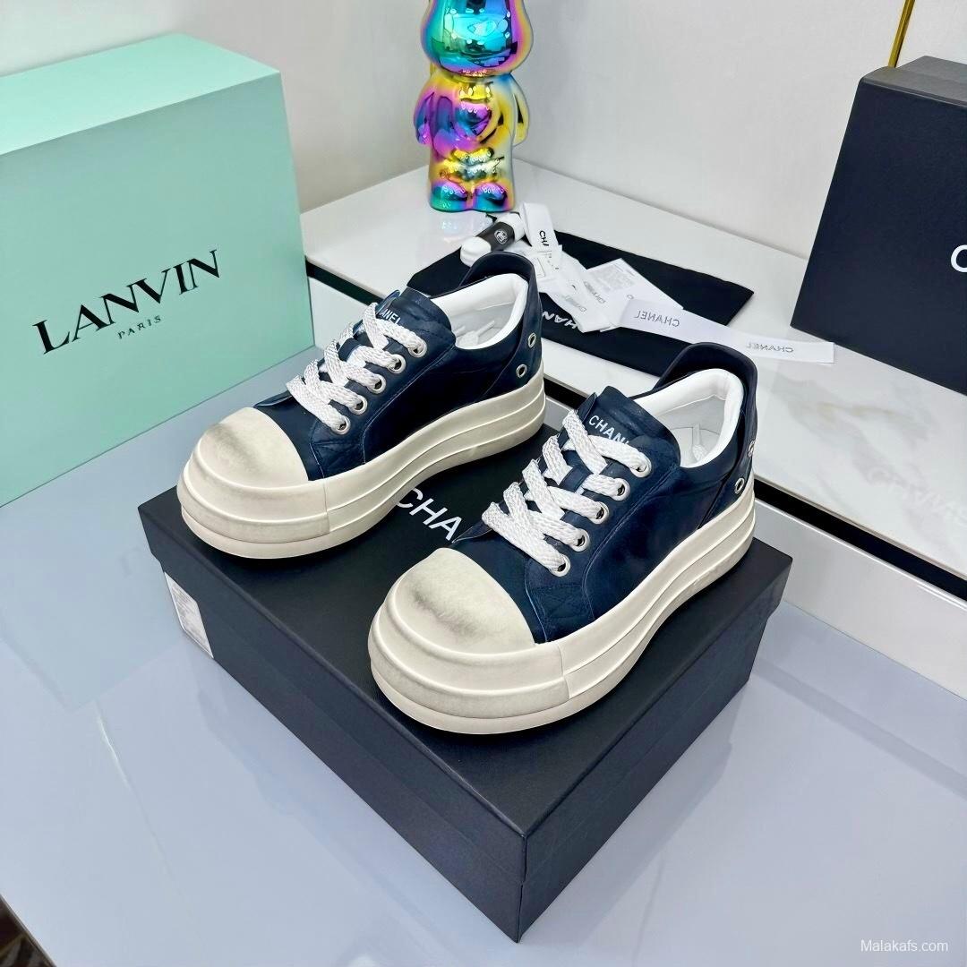 Chanel 2025 SS Classic Panda Dirty Sneakers Bread Shoes - LY00330