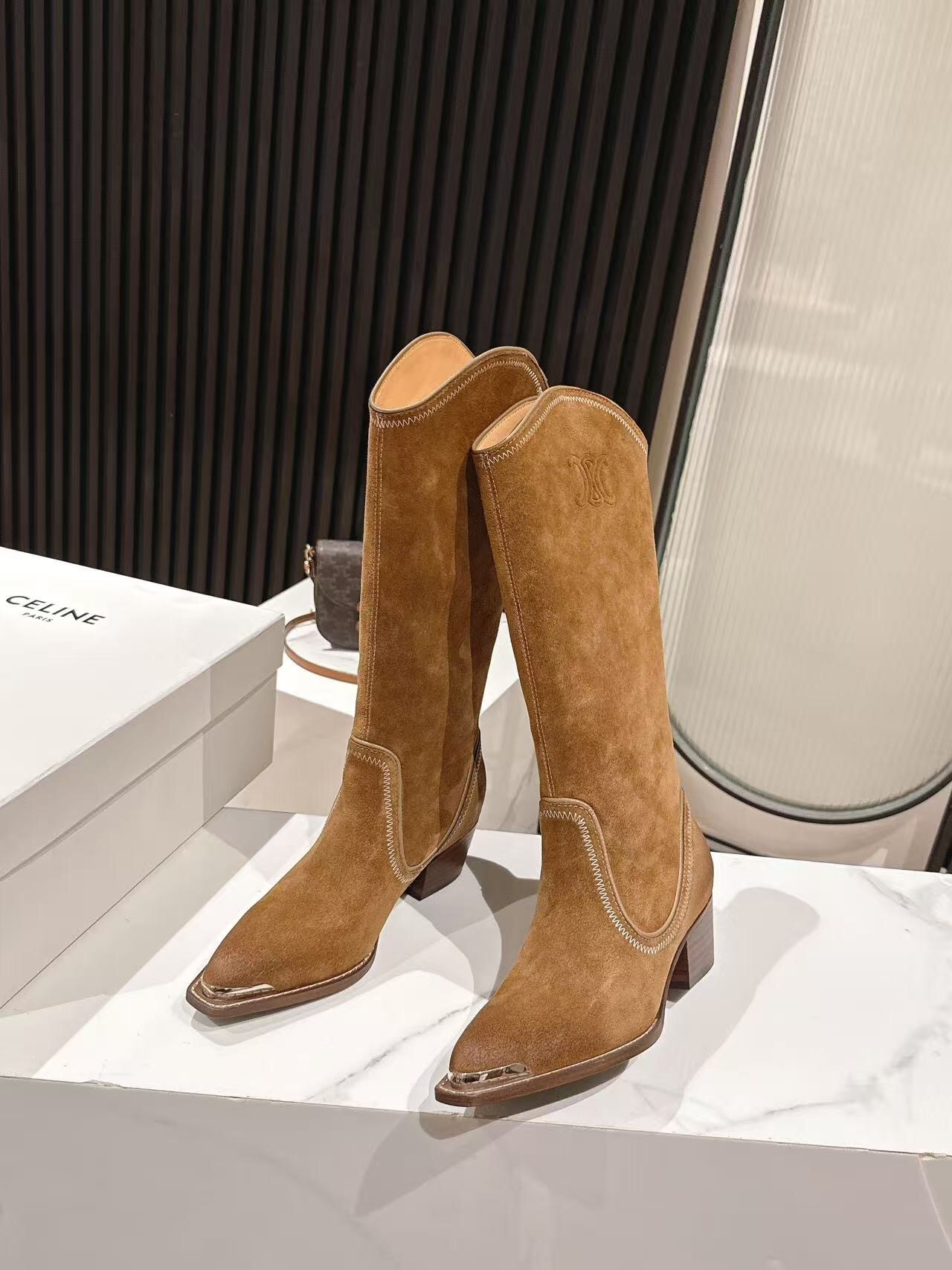 CELINE 2025/SS Fashion Boots Retro European Style Short Boots - LY00500