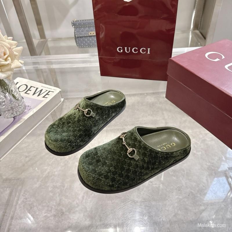 Gucci Women's Mule Shoes Velvet with Horsebit Detail - LY00240
