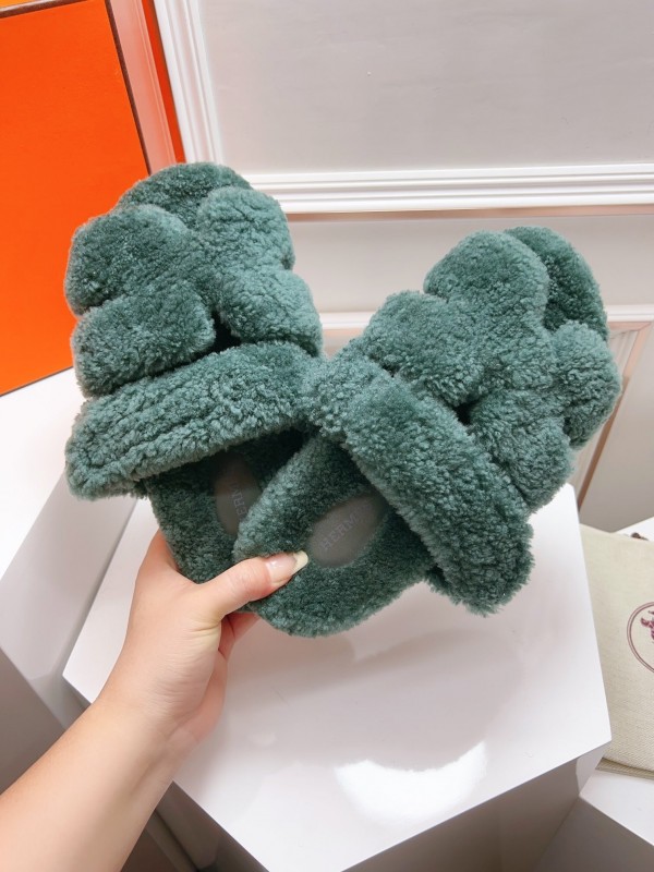 H Love Second Uncle Shoe Fur Slippers - LY00270