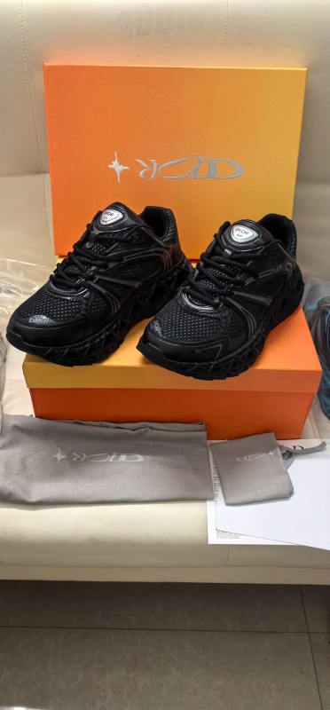 Dior B35 Chunky Dad Sneakers - B35