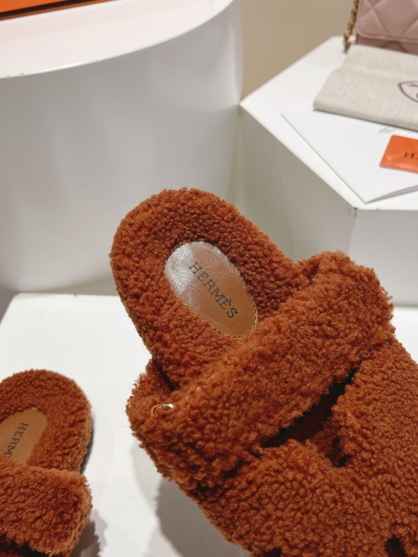 H Love Uncle Full Fur Slippers with Grain Fur Texture - LY00300
