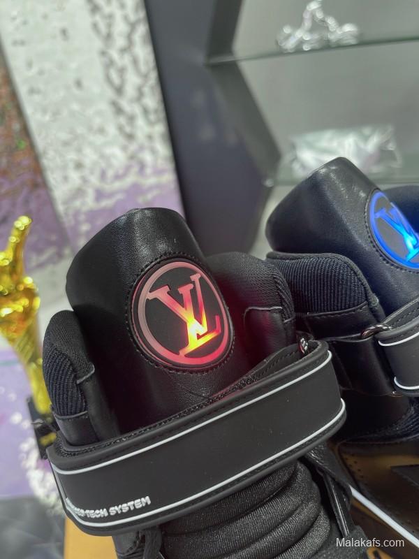 LV Trainer Maxi Sneakers with Multi-Color LED Charging Cable - AS00760