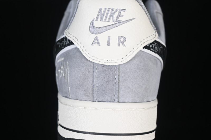 Nike Air Force 1 '07 Low Basketball Shoes with Classic Leather Upper and Air-Sole Cushioning - SS1979-013
