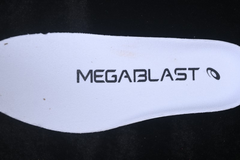 Asics Megablast Retro Casual Cushioned Running Shoes with Seamless Upper - 1013A170-100