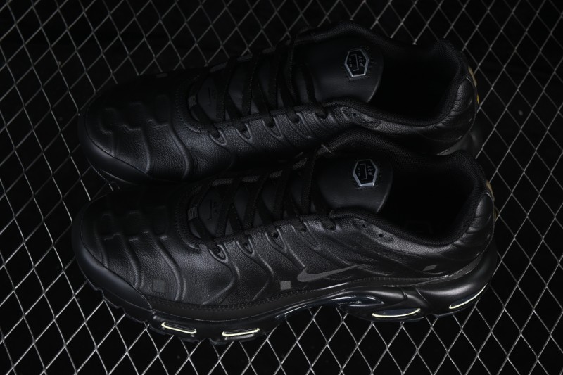 Nike ACW Air Max Plus Retro Running Shoes with Full-Grain Leather and Vapor Air Cushion - FD7855-001