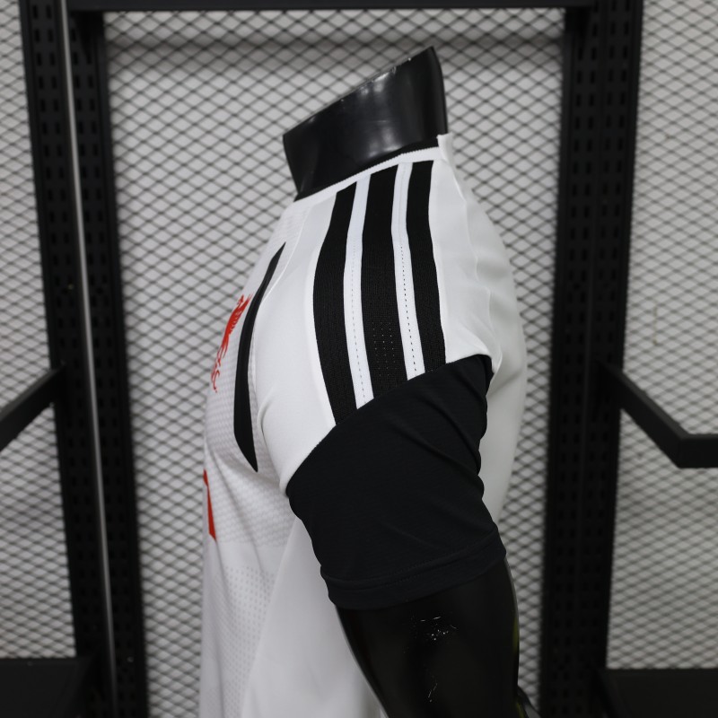 Player Version 26/27 Liverpool  White  Training Jersey