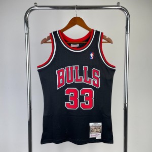 Chicago Bulls #33 Scottie Pippen Mitchell & Ness 1997-98 Hardwood Classics Jersey